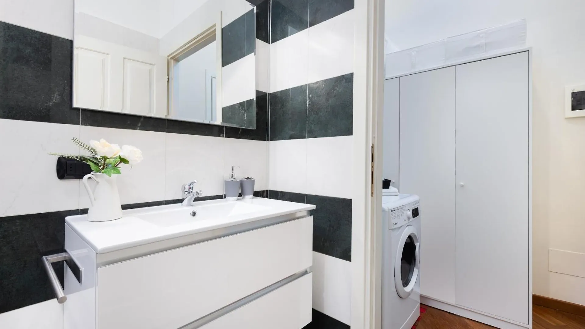 Casa Sancarlino - 200Mt Clinica Zucchi Lägenhet Monza Italien